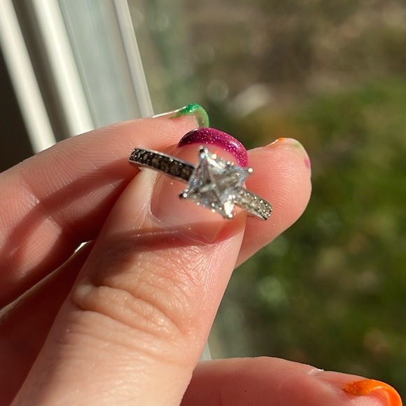 Swarovski Crystal Square Ring (Size 6) - Picture 3 of 8